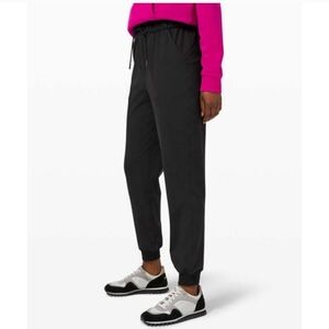 Lululemon Joggers Keep Moving 28" Luxtreme Black Pants Dance Size 2
